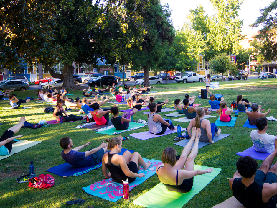 fremont park yoga bdog